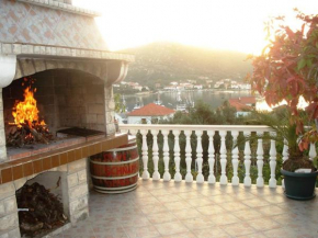 Romantic Apartment With Sea View Vinisce, Dalmatia